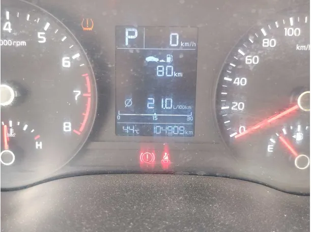Car image 17
