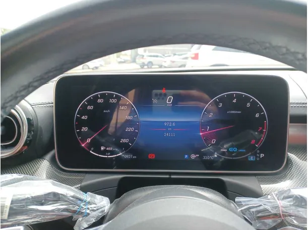 Car image 16
