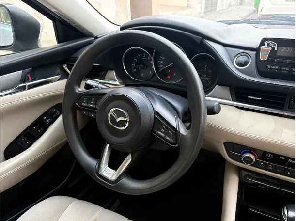 Car image 21