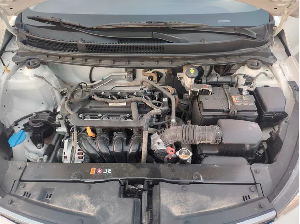 Car image 30