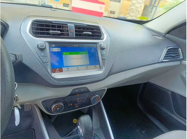 Car image 23
