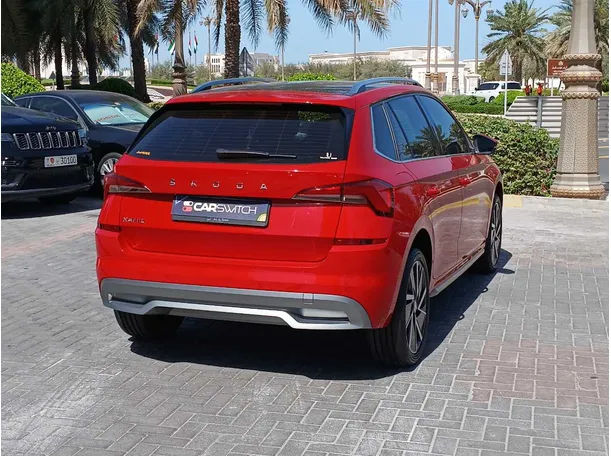 Car image 7
