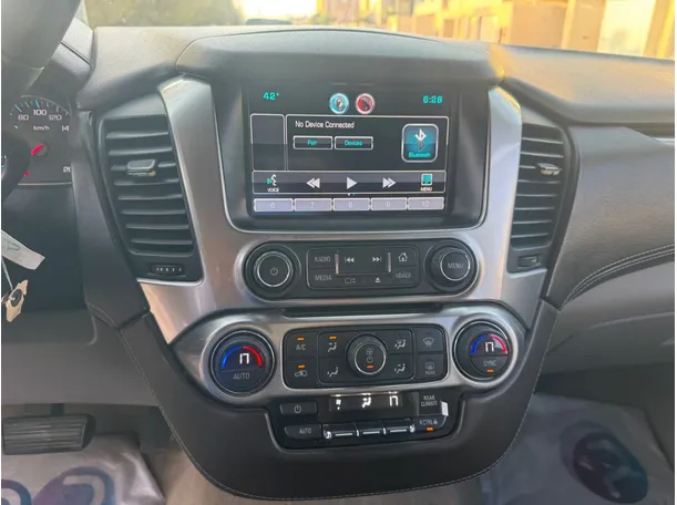 Car image 16