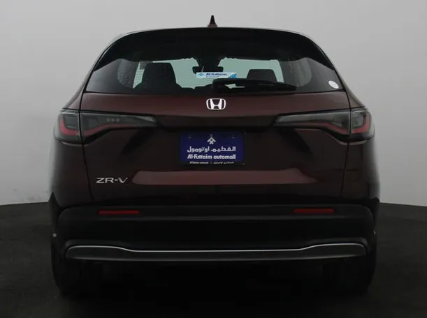Car image 12