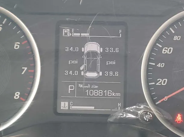 Car image 17