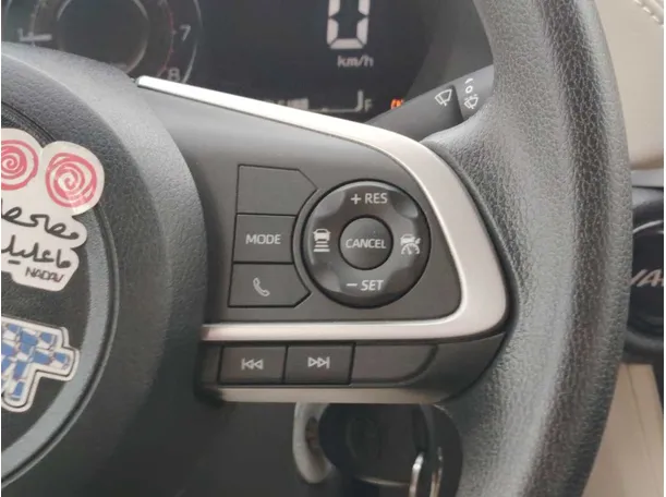 Car image 26