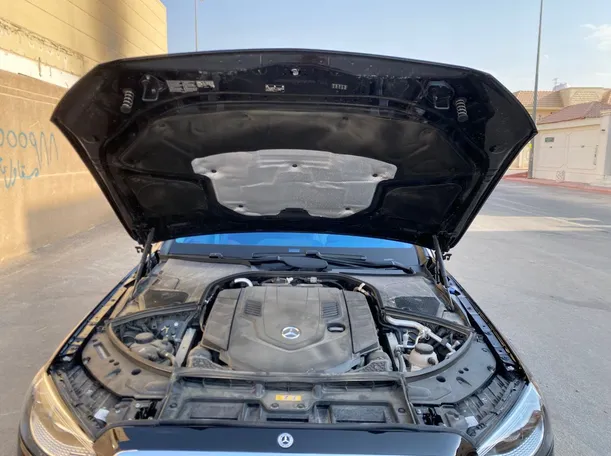 Car image 36