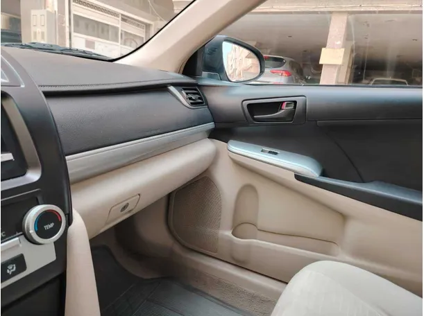 Car image 32