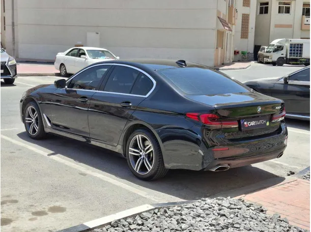 Car image 7