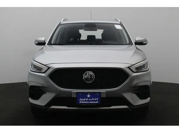Car image 11