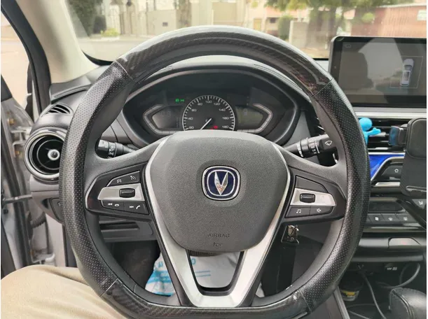 Car image 27