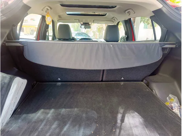 Car image 25