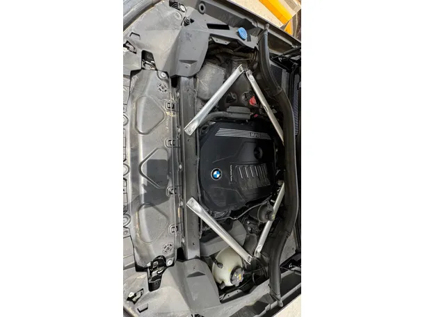 Car image 30
