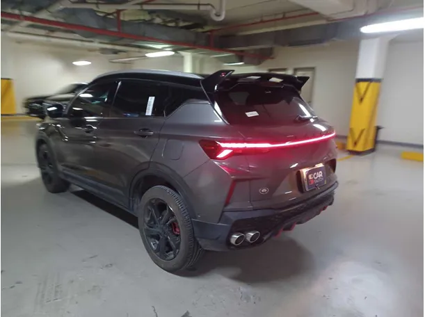 Car image 7