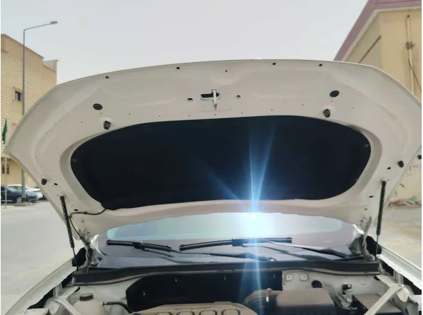 Car image 37