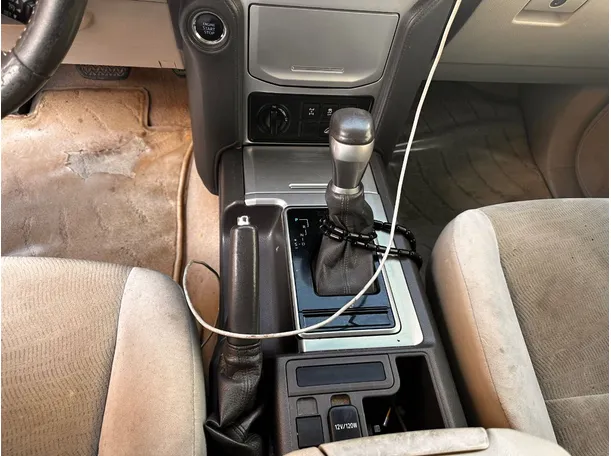 Car image 18