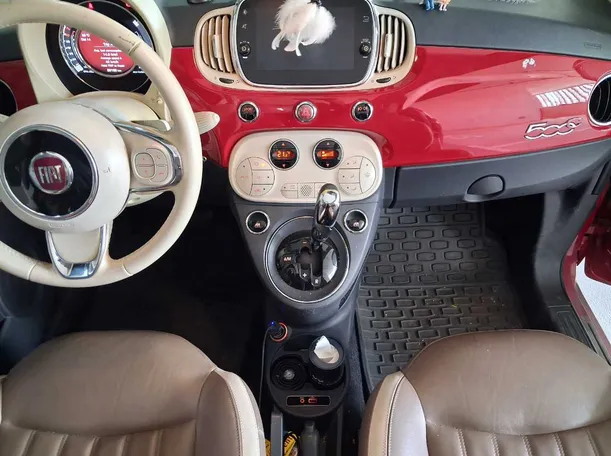Car image 17
