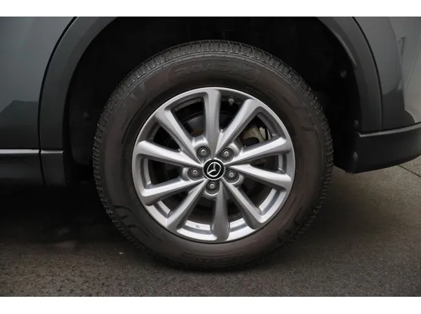 Car image 7