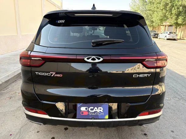 Car image 6