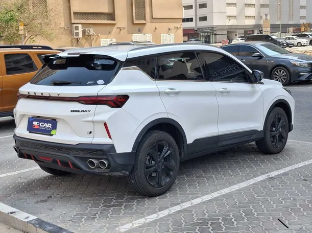 Car image 5