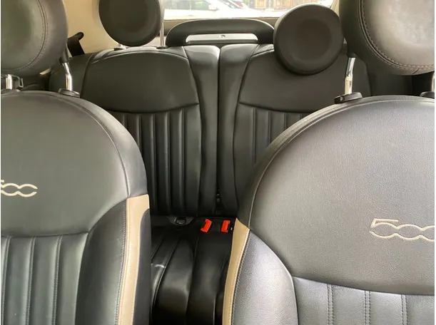 Car image 12