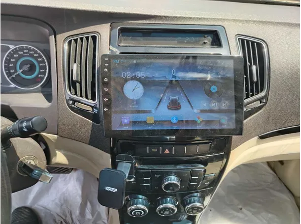 Car image 24