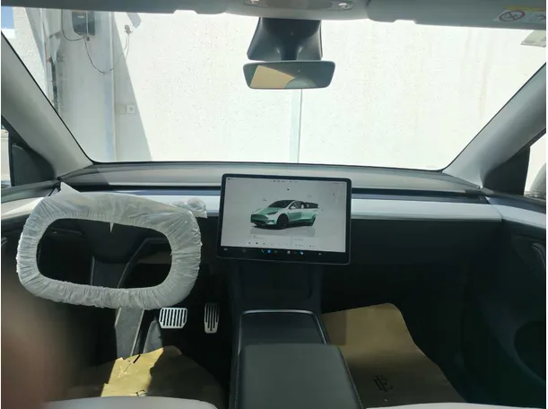 Car image 22