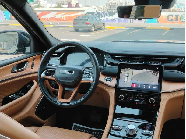 Car image 35