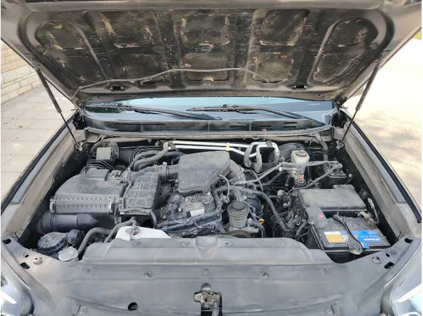 Car image 37