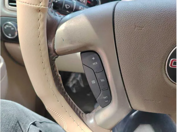 Car image 32