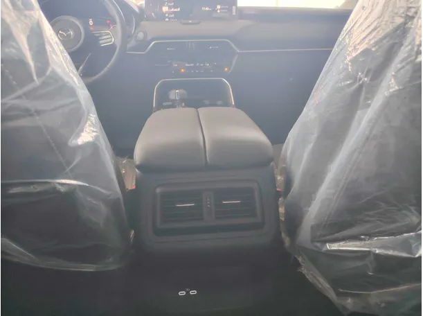 Car image 29
