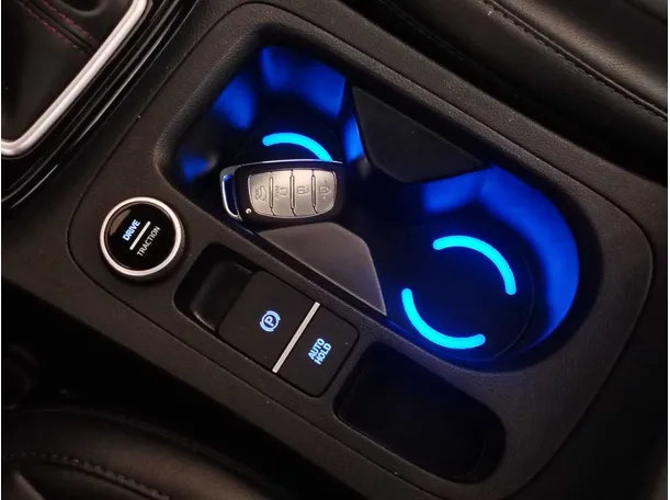 Car image 26