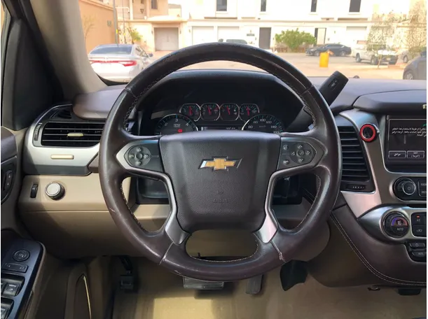 Car image 17