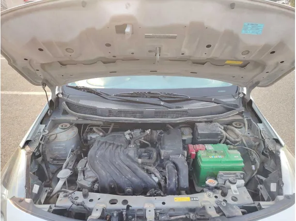 Car image 25