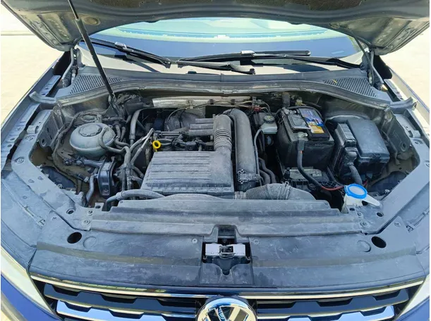 Car image 37