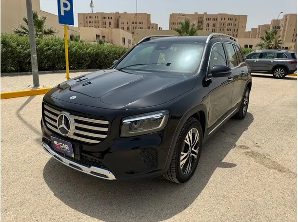 2025 Mercedes models.glb220 in Riyadh