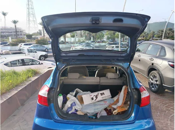 Car image 33