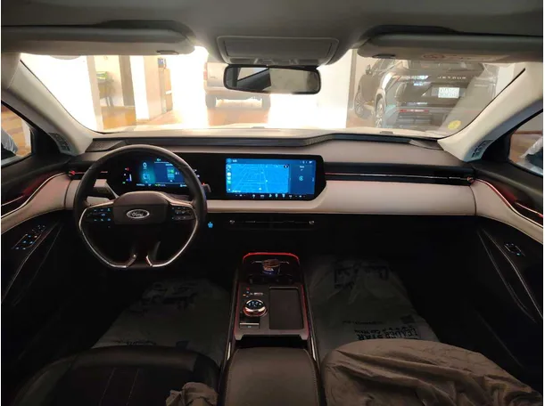 Car image 21