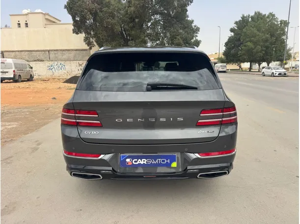 Car image 6