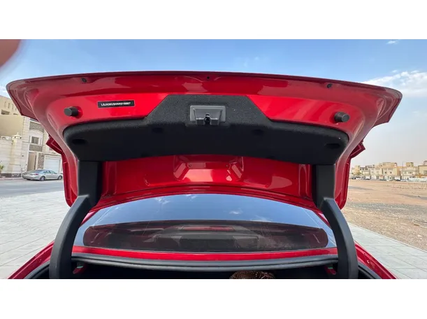 Car image 23