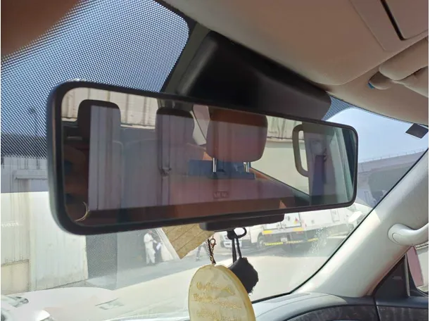 Car image 23