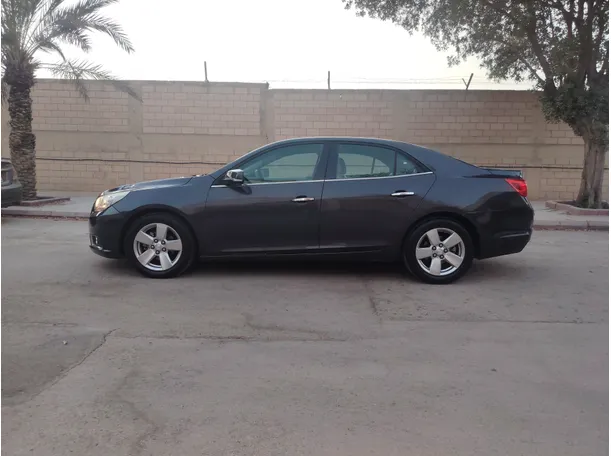 Car image 7