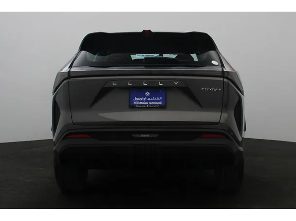 Car image 12