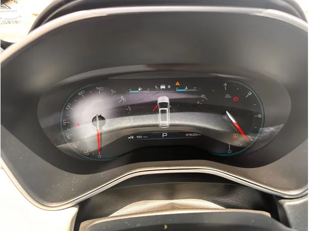 Car image 21