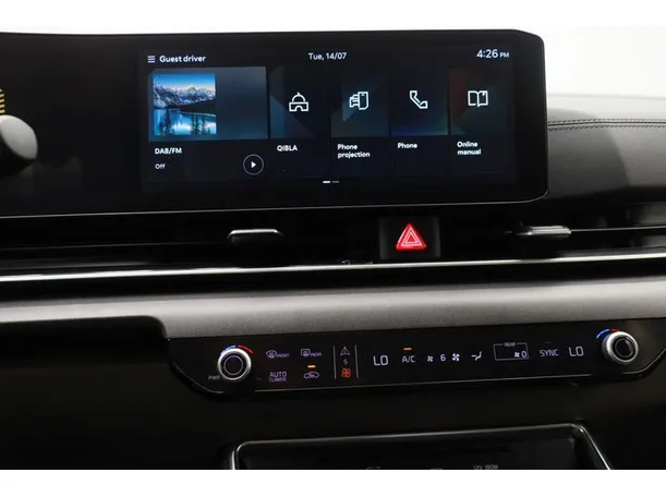 Car image 5