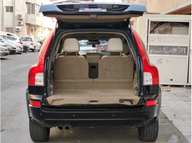 Car image 28
