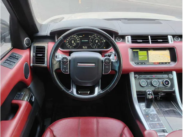Car image 24