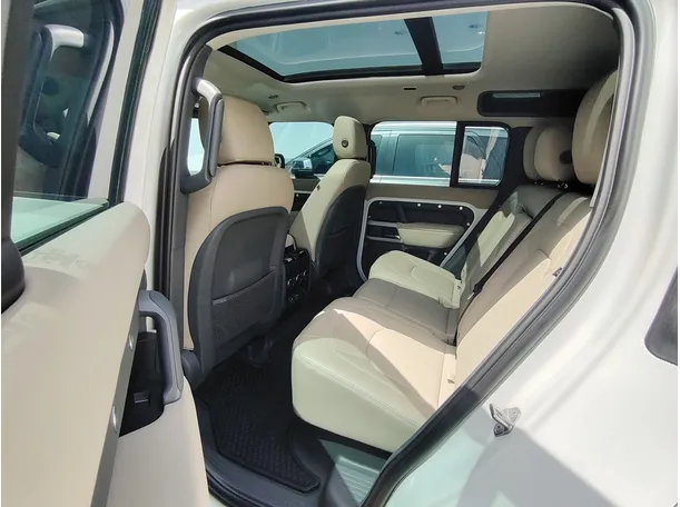 Car image 21