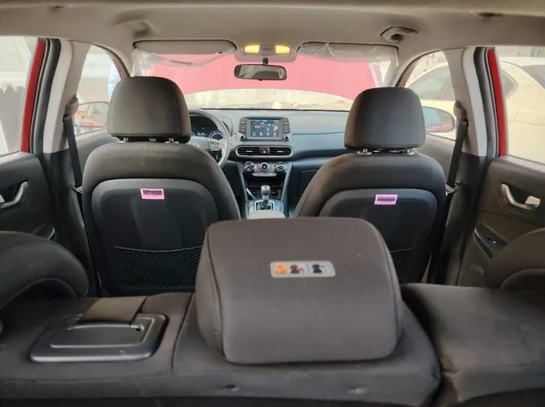 Car image 20