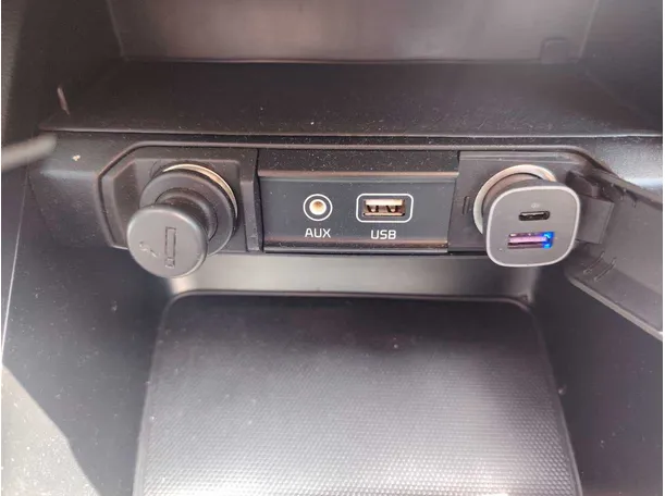 Car image 21